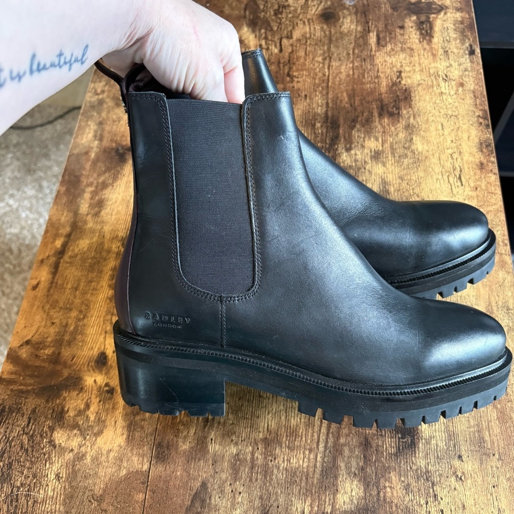 Radley London Keystone Crescent 2.0 Black Leather Chunky Chelsea Boots